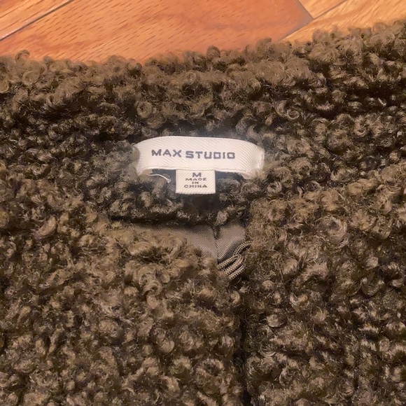 Max Studio Teddy Sherpa Green Jacket - Medium - Picture 4 of 5